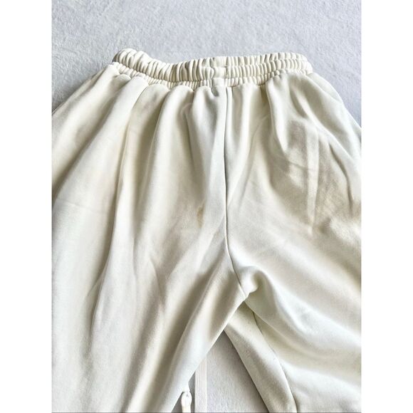 Fabletics cream jogger sweat pants size medium - Picture 6 of 8